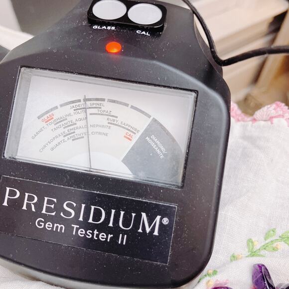 VTG Y2K Amethyst and Quartz Bead Necklace with Gold Tone Accents, Boho Jewelry - Picture 8 of 9